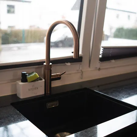 Haus In * ドゥイスブルグ